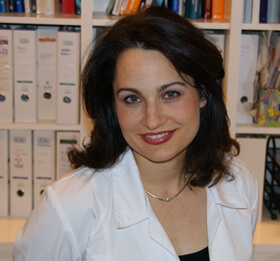 Dr. Yael Adler