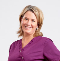 Karen Cellamaro – Praxismanagerin